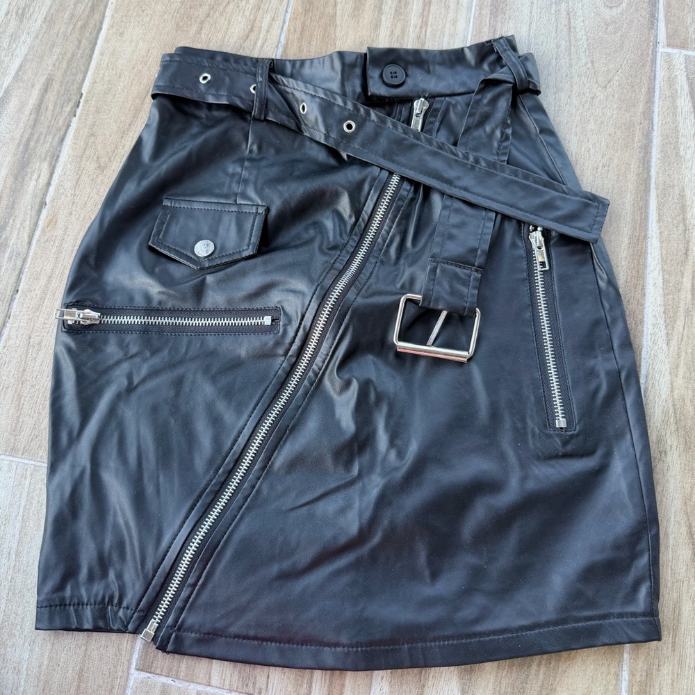 Black Faux Leather Skirt with Belt and Zipper Details